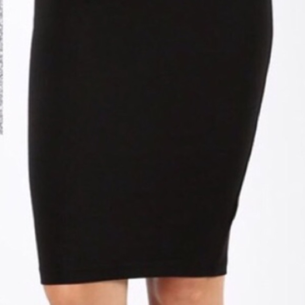 BLACK CLASSIC SCOOP NECK MIDI DRESS - Picture 5 of 7